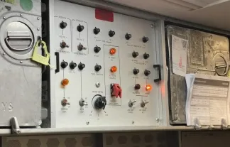 Comment utiliser un contrôleur automatique du facteur de puissance